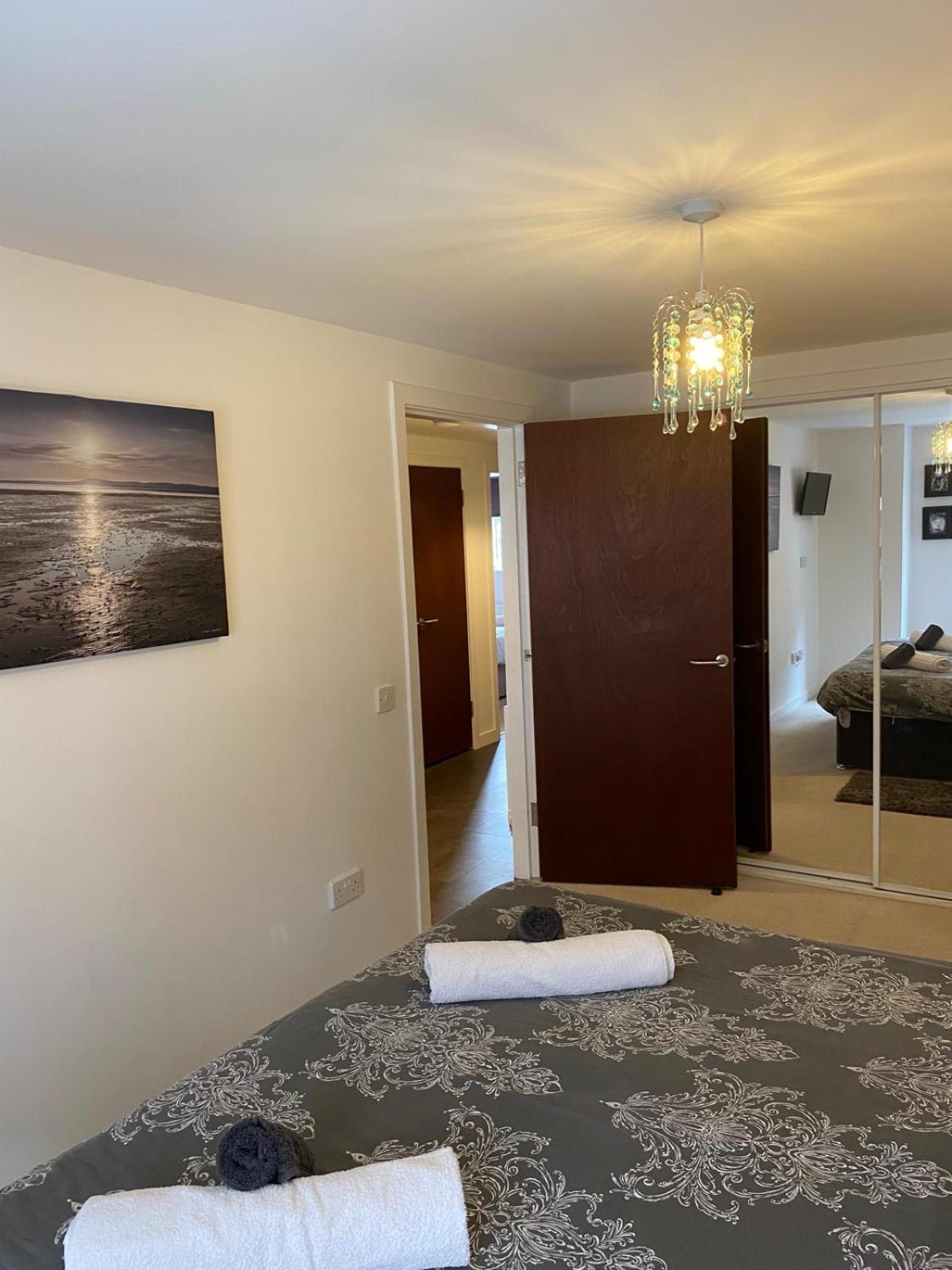 Mossie Apartment Ayr Bagian luar foto